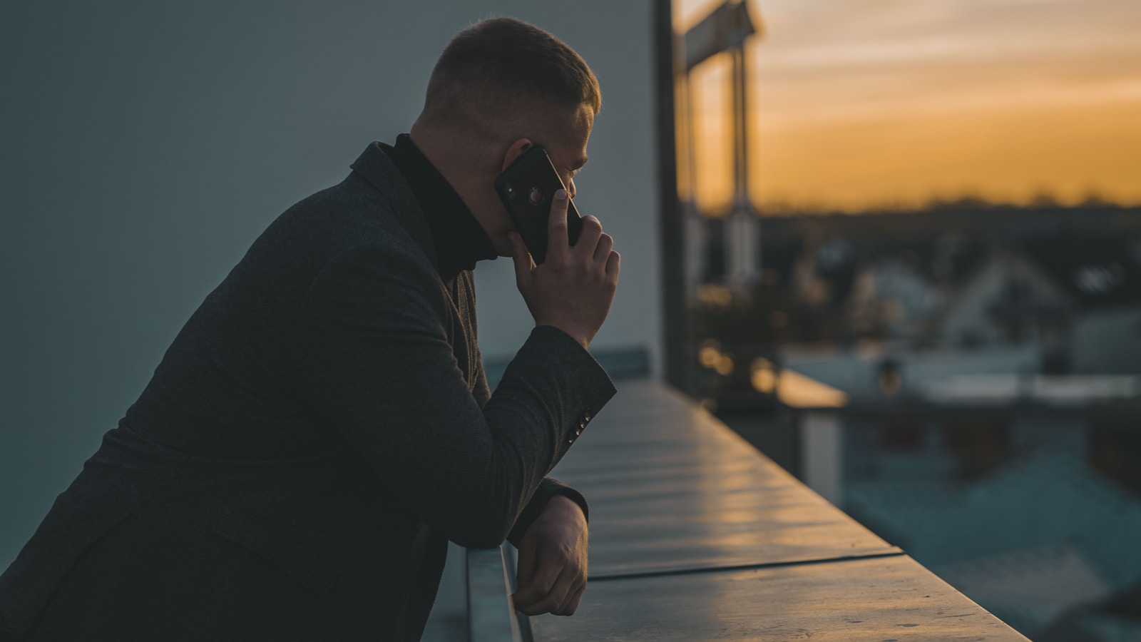 Guide to Choosing the Best eSIM for Agra